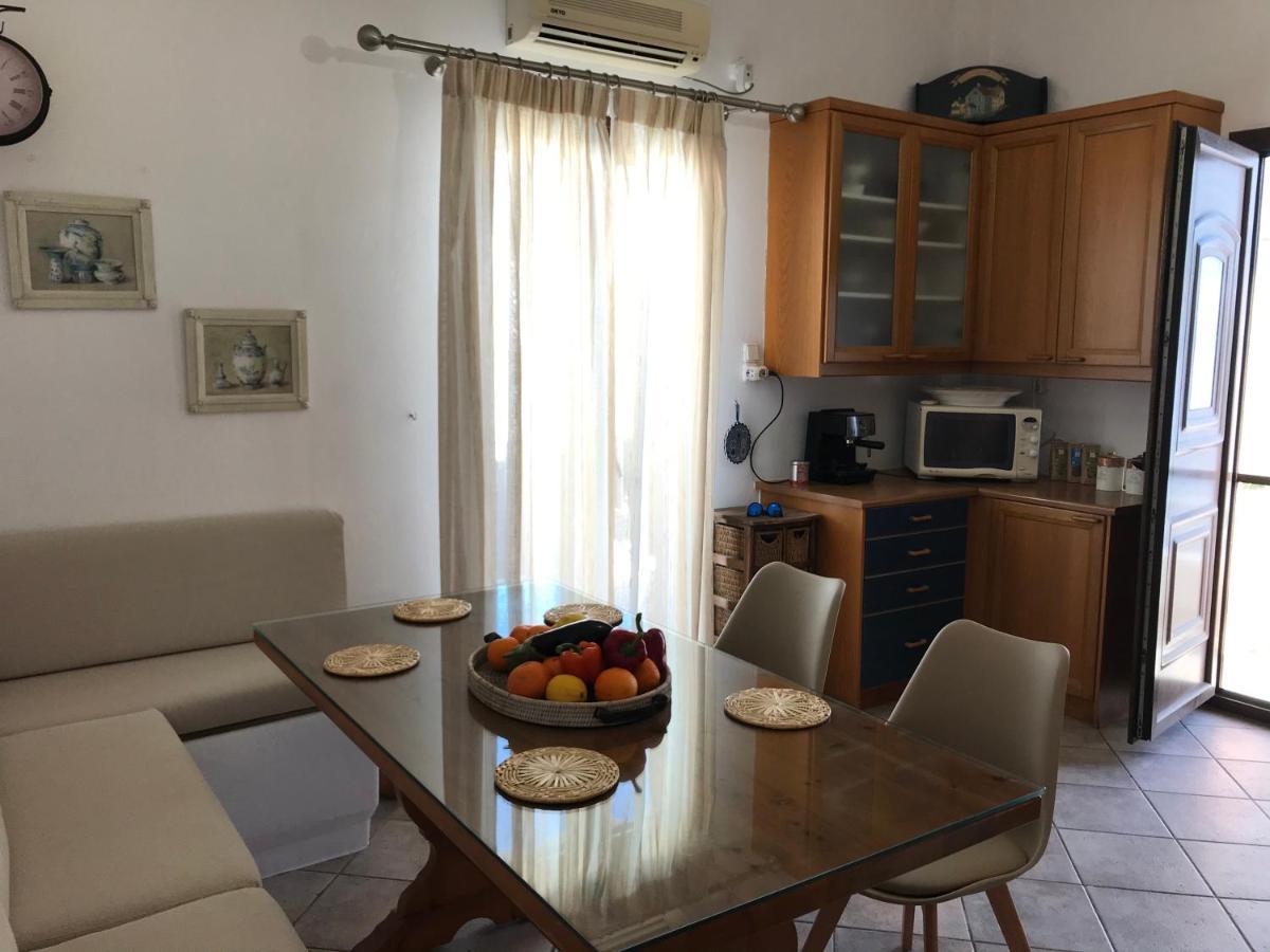 Family Apartment Livadia Beach Parikia Páros Eksteriør billede